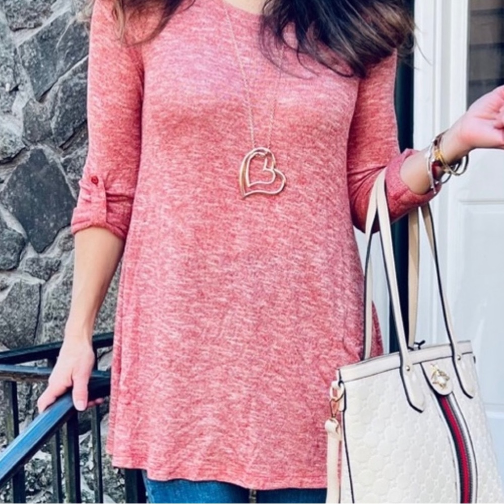 SWEATER ROLL UP SLEEVE DESIGN